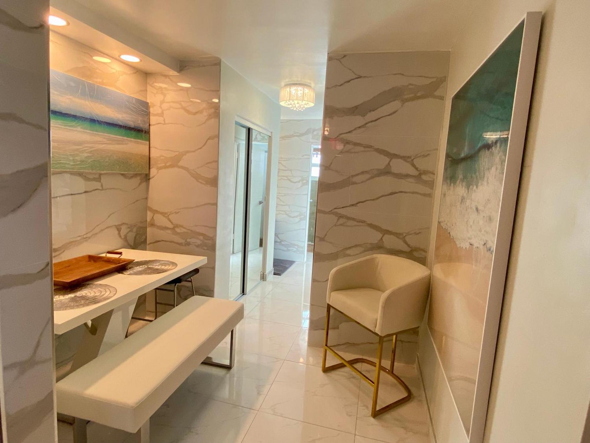 Luxurious Remodeled Direct Waterfront Apartment With Miami Skyline View And Outdoor Terrace Free Parking 5Min Drive To Маямі-Біч Екстер'єр фото